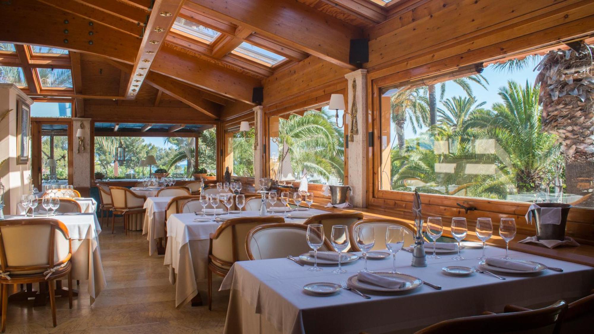 Hotel Restaurant Ceferino Vilanova i la Geltrú Exterior foto