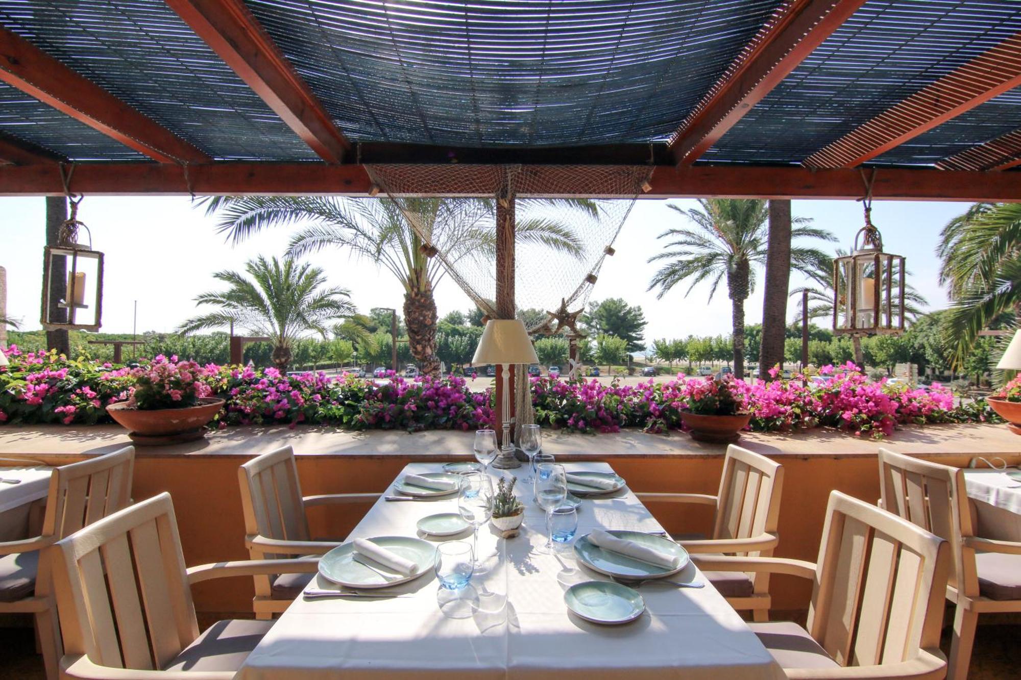 Hotel Restaurant Ceferino Vilanova i la Geltrú Exterior foto